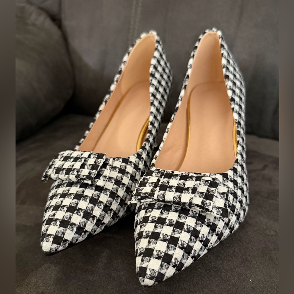Houndsworth Kitten Heels with Bow